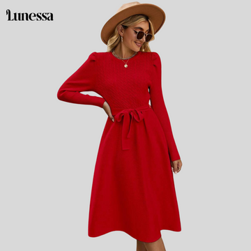 Lunessa ™ Celina Knopf-Strrickkleid