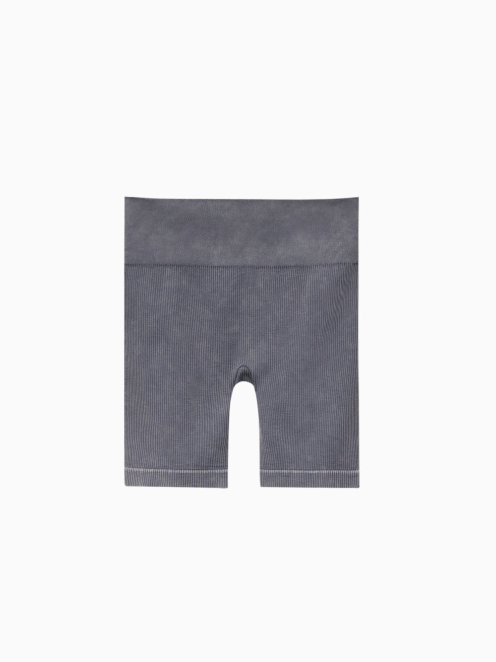 Seamless cycling shorts