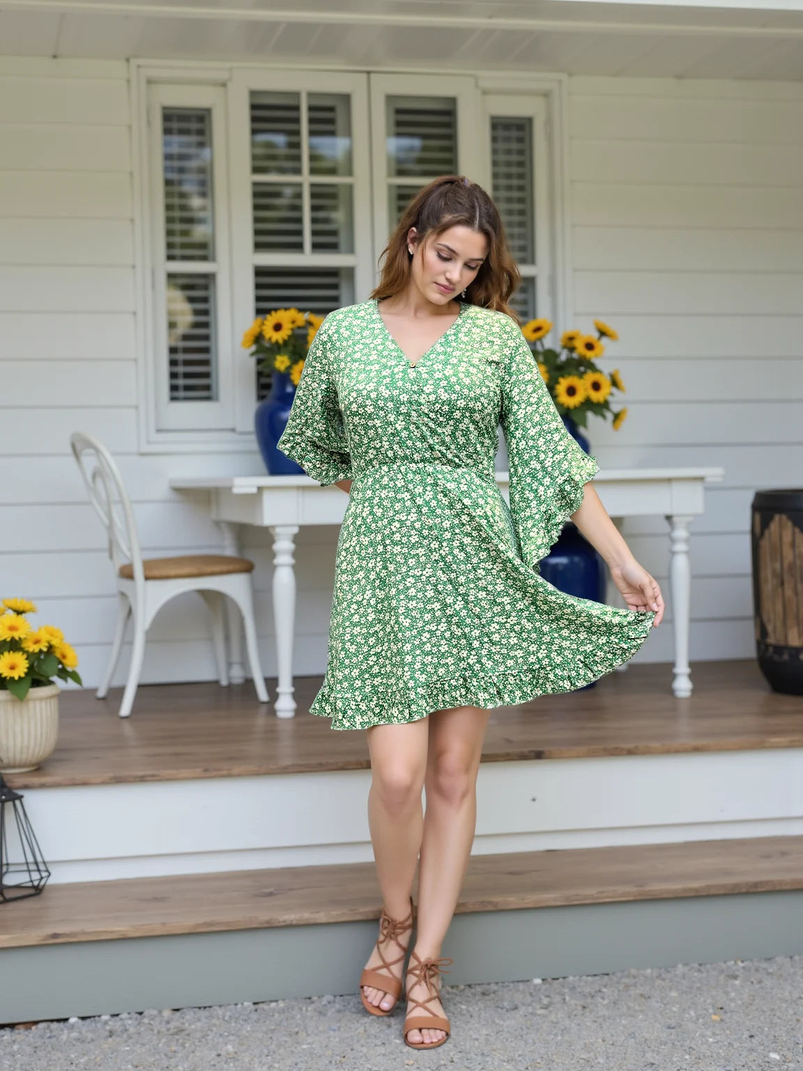 Floravibe Kleid - Sommerliches Blumenmuster MIT V-Ausschnitt