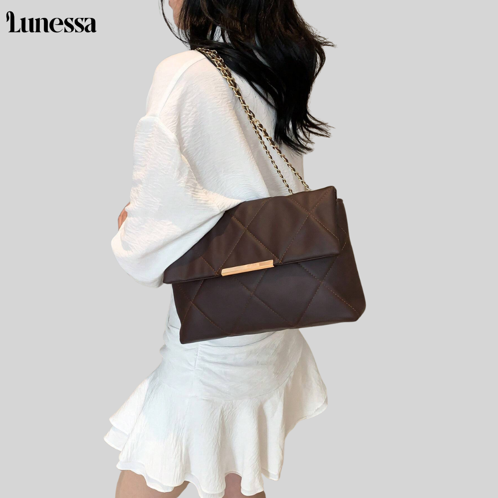 Sac en chaîne matelassé Lunessa ™ - Luxus TRIFFT ALLTAG