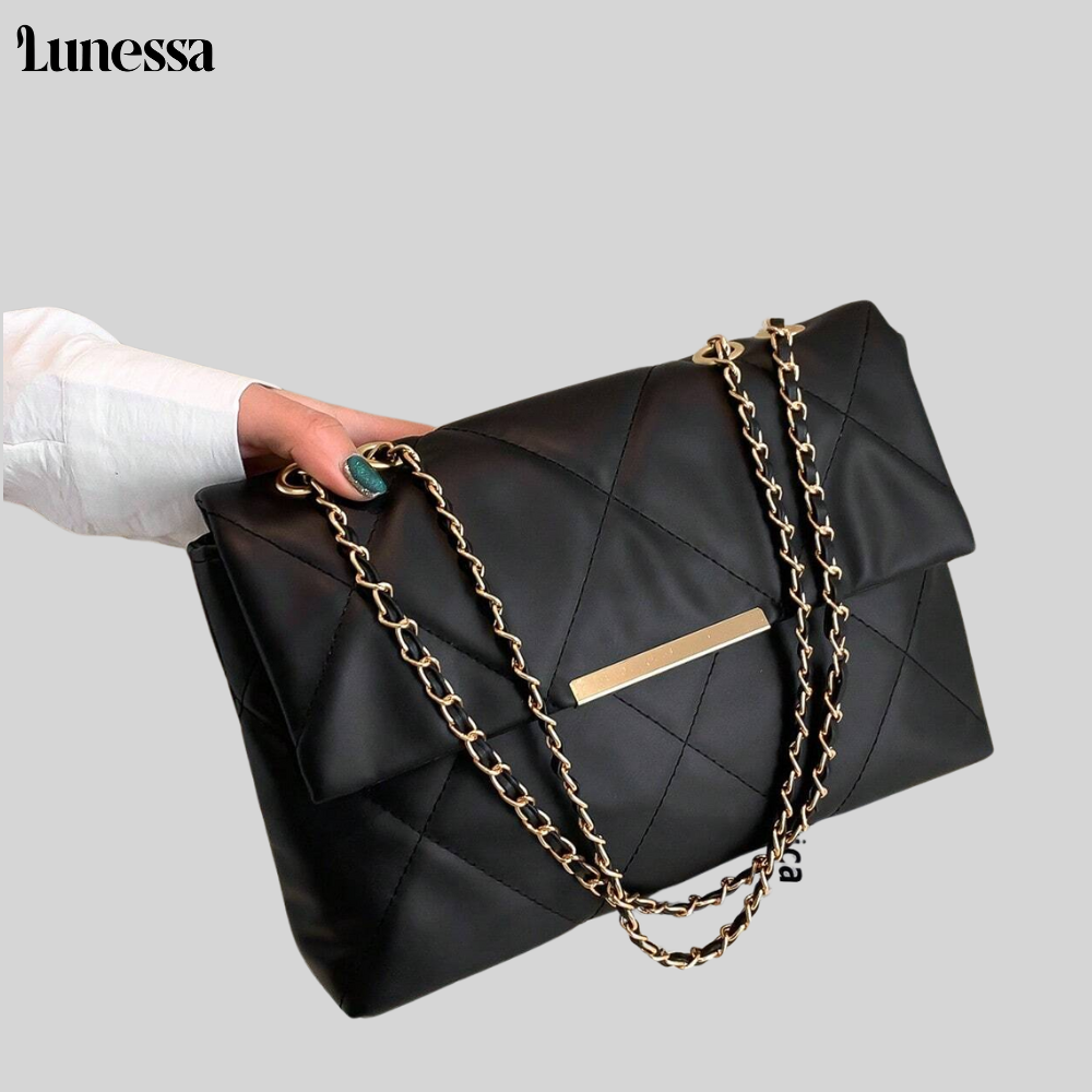 Sac en chaîne matelassé Lunessa ™ - Luxus TRIFFT ALLTAG