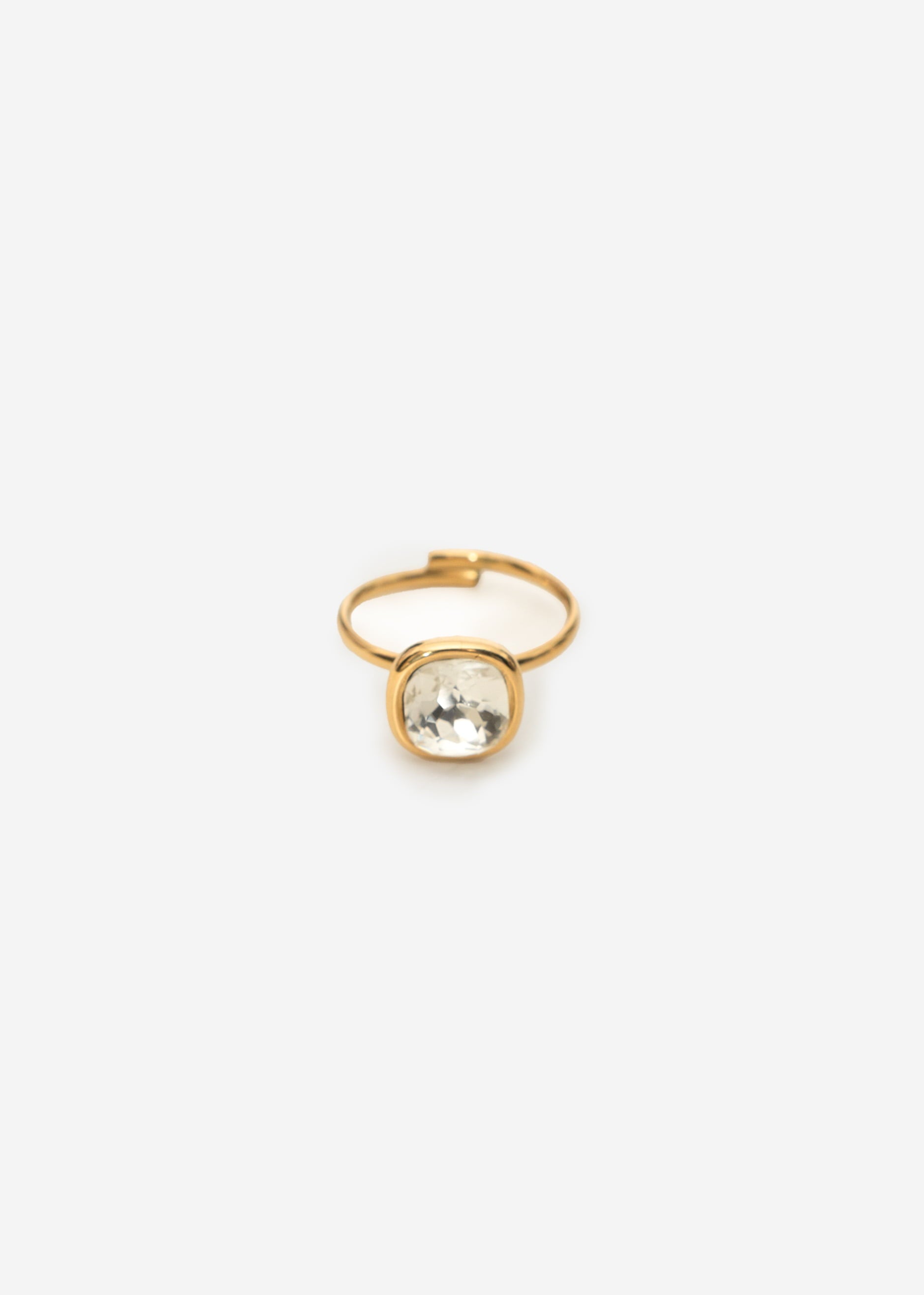 Ring MIT transparenttem Schmuckstein - Gold