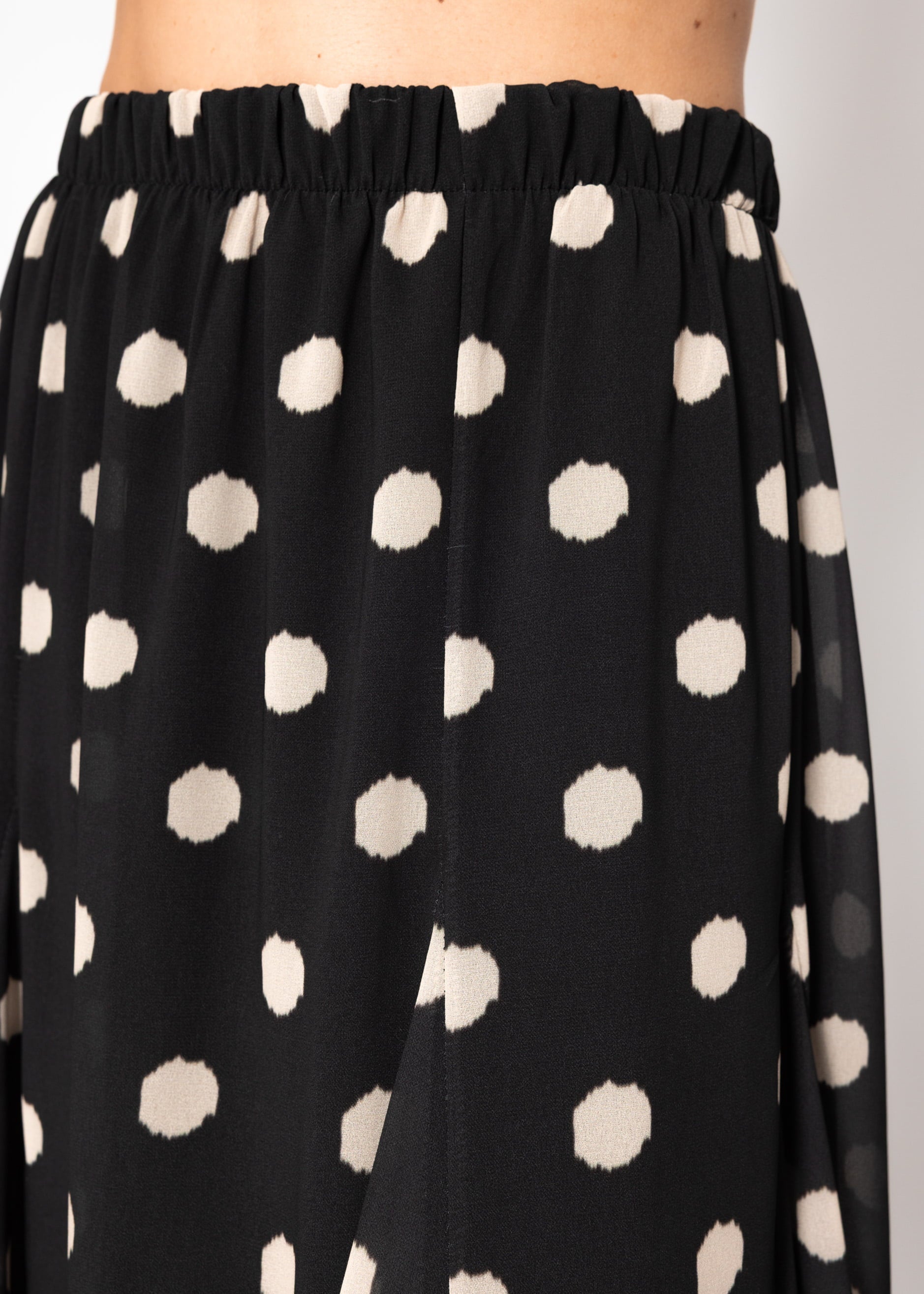 Langer Chiffon Rock Mit Polka Dot -Print - Schwarz