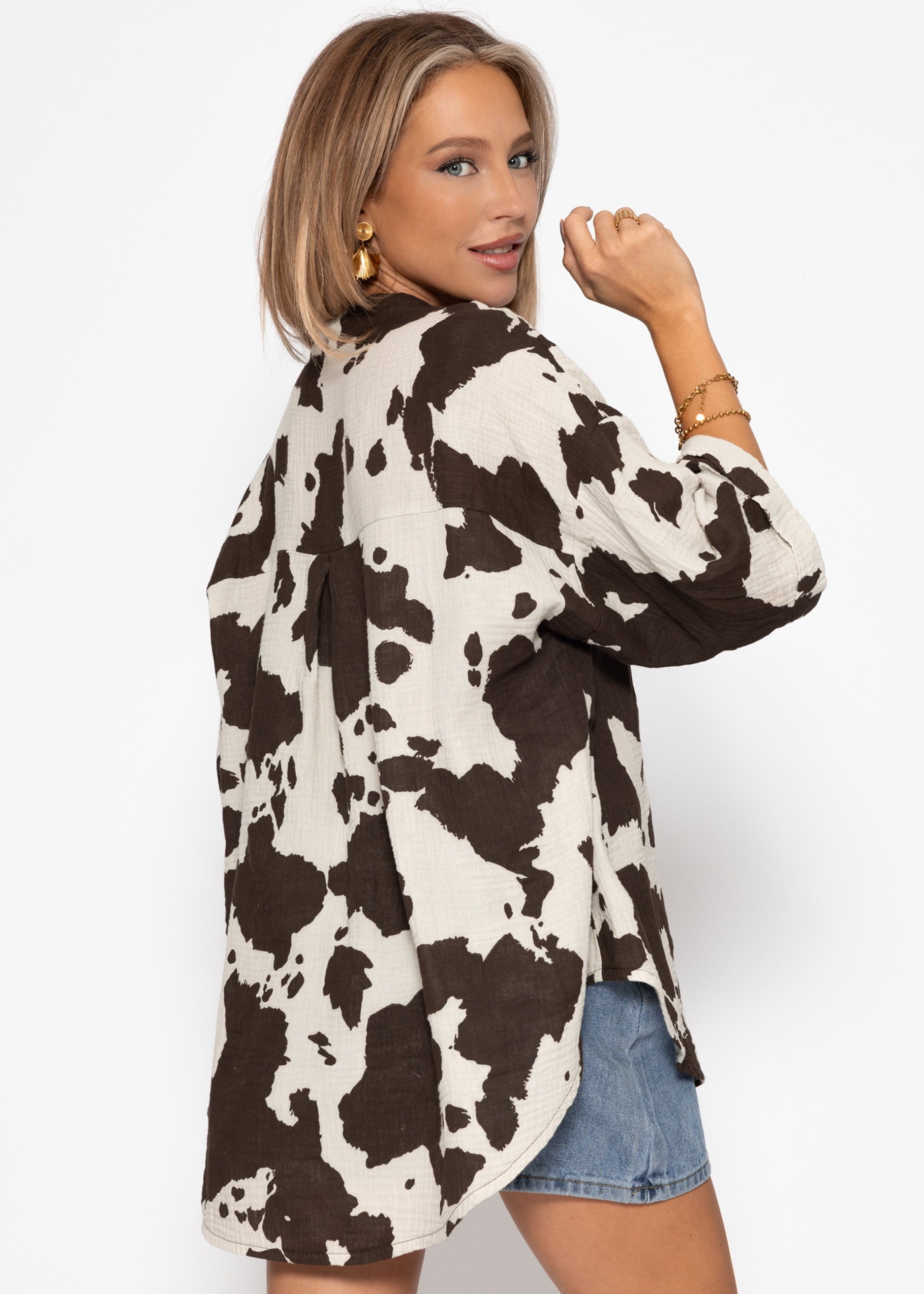Musselin Blus Mit Kurzen ärmeln i Kuh Print - Braun