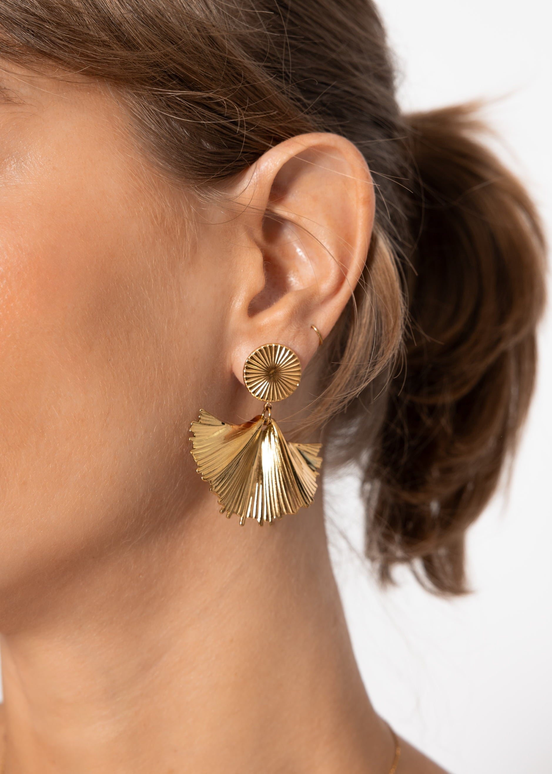 Ohrstecker Mit Anhänger - Guld