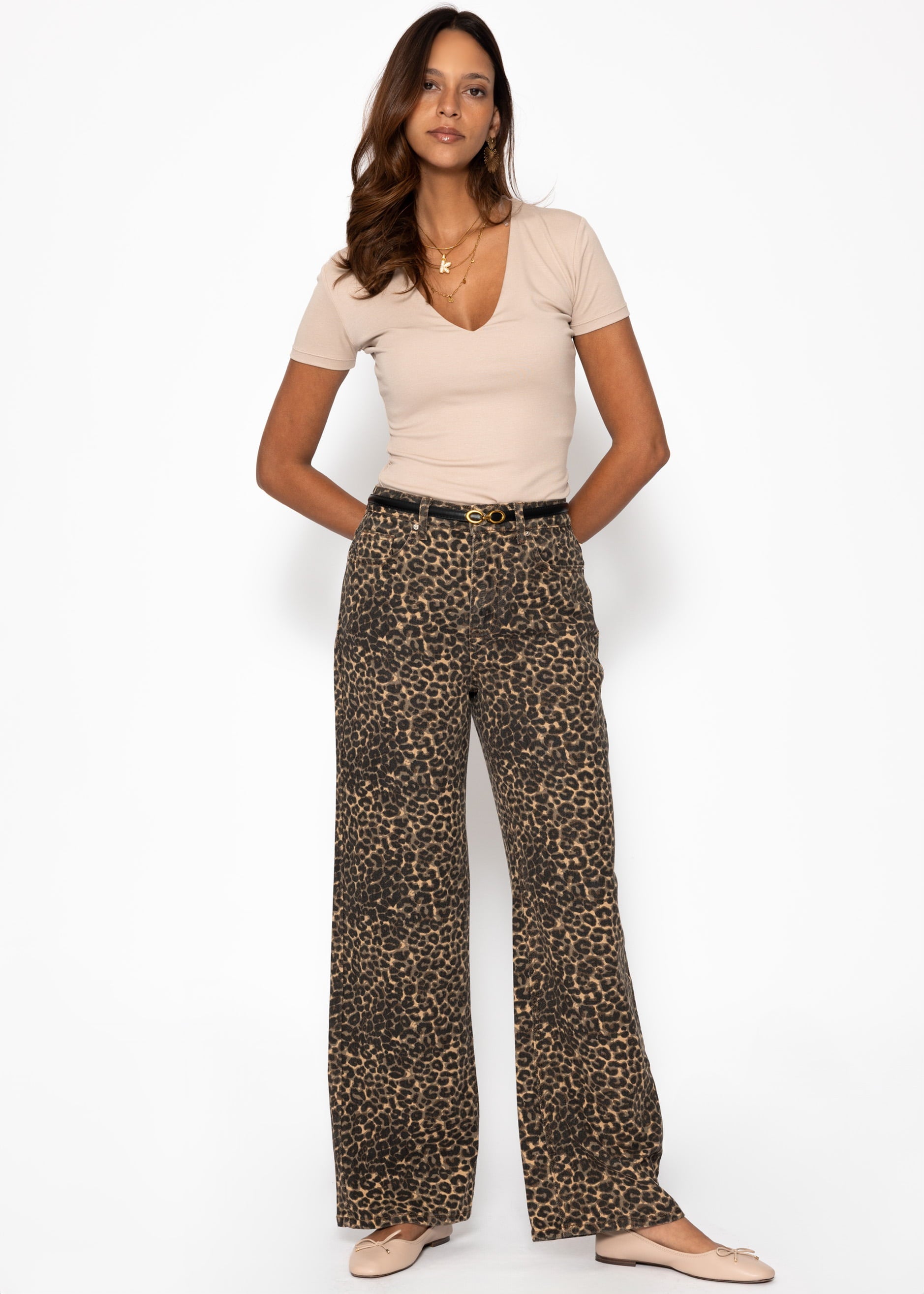 Breet Leg Jeans Mëllech Houfhem am Leo-Print - Beier